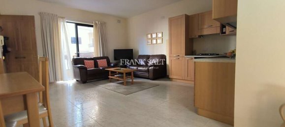 Apartamento de 2 dormitorios en Saint Paul's Bay, Malta No. 10969 3