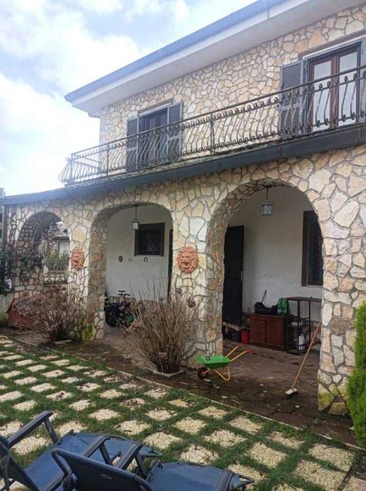 Villa de 5 divisões em Rocca Priora, Italy N.º 29432