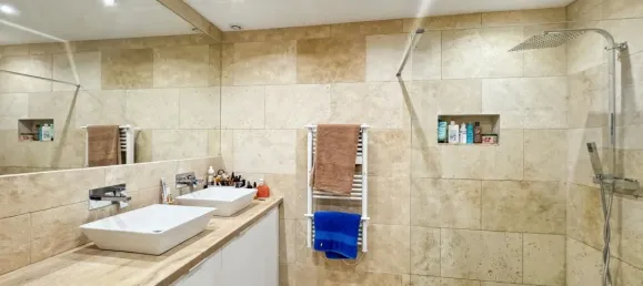 3 bedrooms Townhouse in La Crau, France No. 339526 6