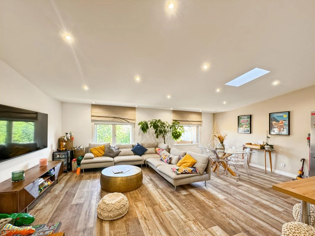 3 bedrooms Townhouse in La Crau, France No. 339526