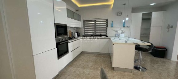 3 bedrooms Apartment in Marsaskala, Malta No. 11429 2