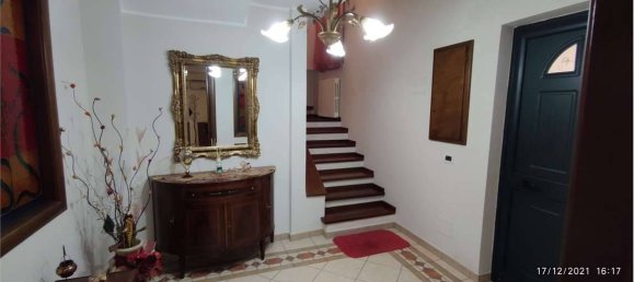 4 bedrooms House in Enna, Italy No. 355398 7