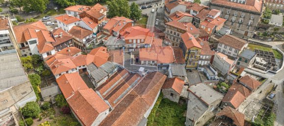 Edificio en Guimaraes, Portugal 256 m² No. 33759 17