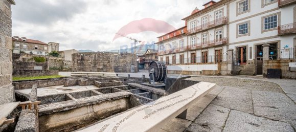 Edificio en Guimaraes, Portugal 256 m² No. 33759 20