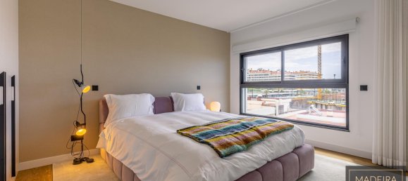 Пентхаус с 5 комнатами в Фуншал, Португалия № 94722 21