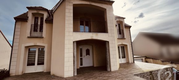 5 bedrooms House in Sezanne, France No. 68197 13