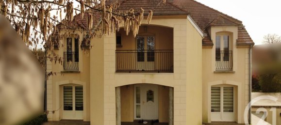 5 bedrooms House in Sezanne, France No. 68197 16