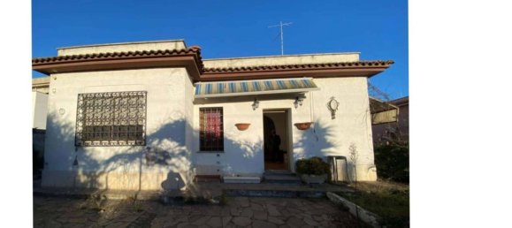 3 bedrooms Apartment in Ardea, Italy No. 100379 2