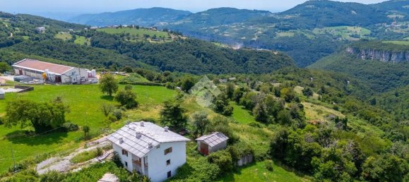 10-salle Villa à Erbezzo, Italy No. 270279 39