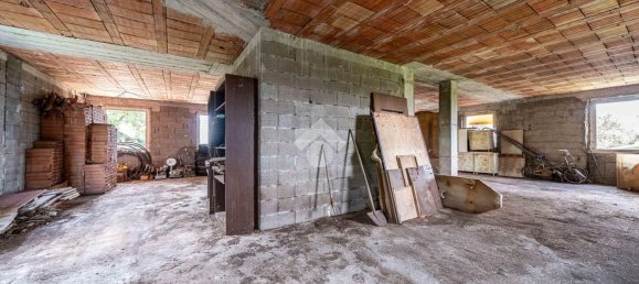 10-salle Villa à Erbezzo, Italy No. 270279 28