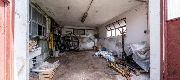 10-salle Villa à Erbezzo, Italy No. 270279 29