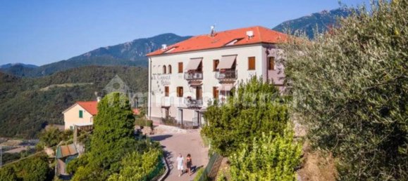 3 bedrooms Apartment in Pietra Ligure, Italy No. 272615 6