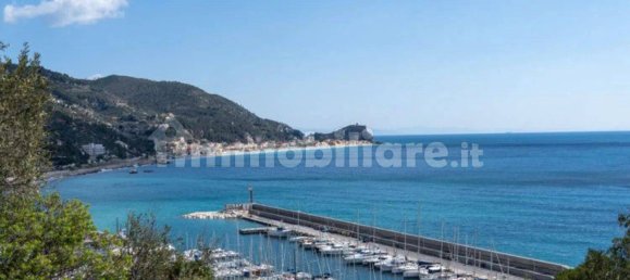 3 bedrooms Apartment in Pietra Ligure, Italy No. 272615 13