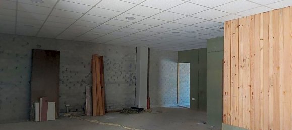 Imóvel comercial em Torrelavega, Spain 82 m² N.º 26204 2