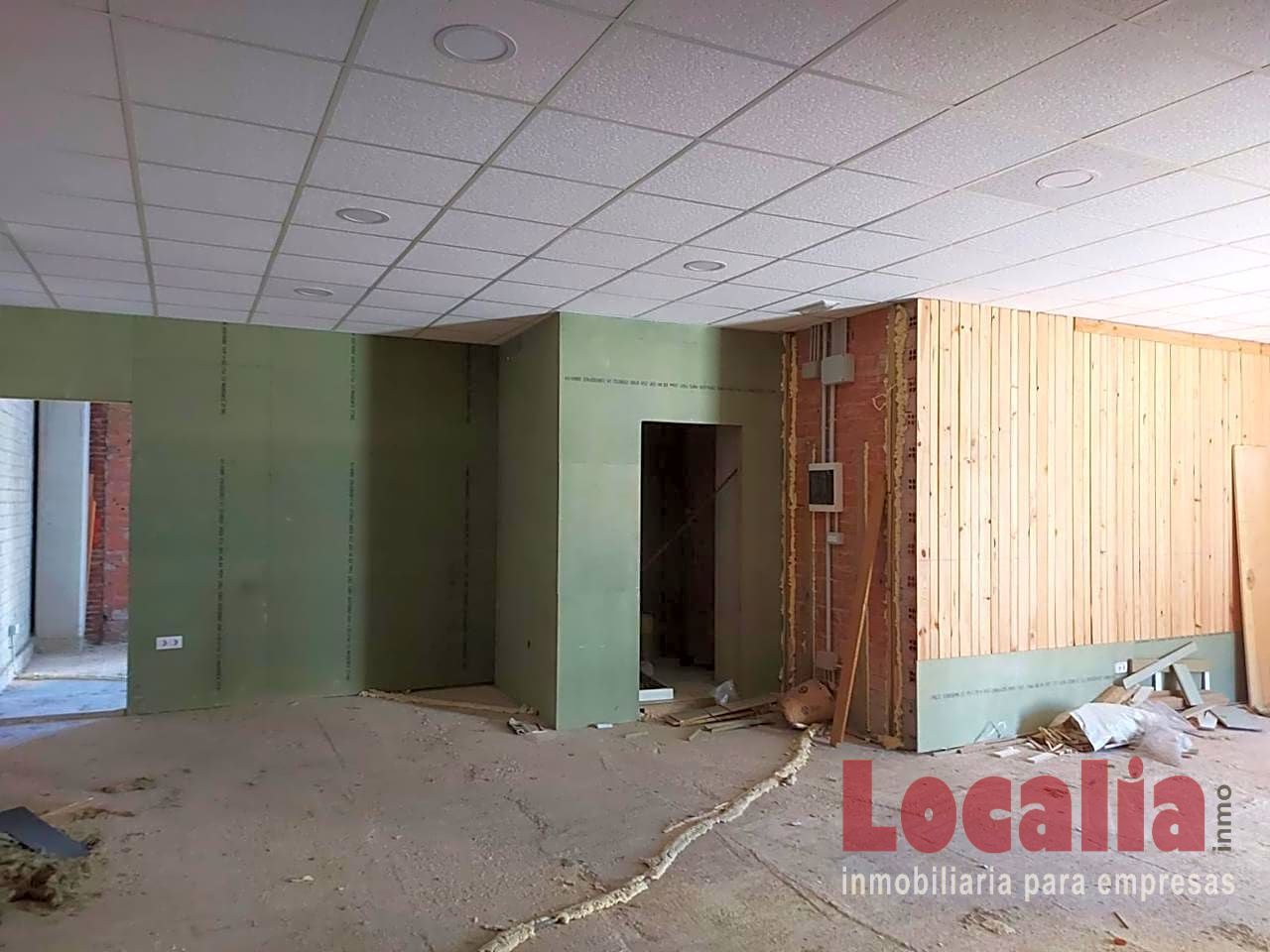 Imóvel comercial em Torrelavega, Spain 82 m² N.º 26204
