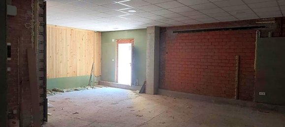 Imóvel comercial em Torrelavega, Spain 82 m² N.º 26204 3