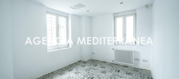 Дом с 5 спальнями в Валенсия, Испания № 178106 20