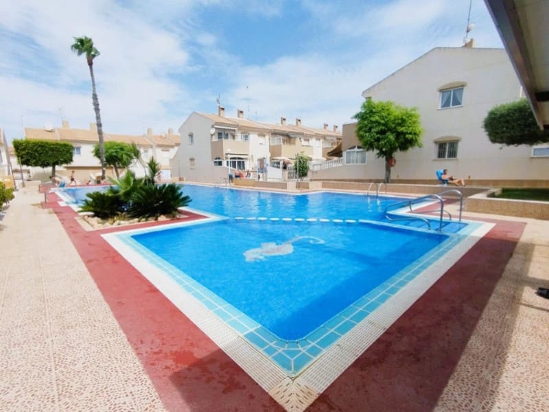 Bungalow T2 em Torrevieja, Spain N.º 263940
