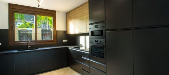 4 chambres Villa à Alicante, Spain No. 184745 8