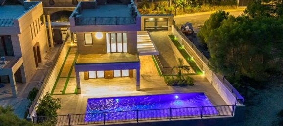 4 chambres Villa à Alicante, Spain No. 184745 25