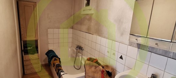 165m² Building in Solesmes, France No. 44846 6