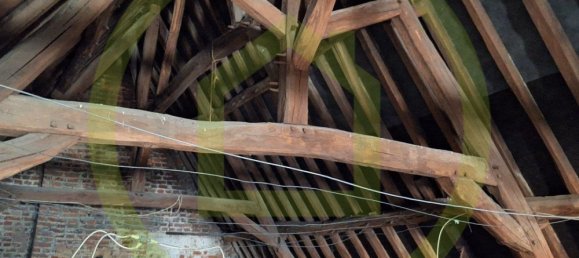 165m² Building in Solesmes, France No. 44846 11