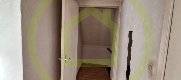 165m² Building in Solesmes, France No. 44846 2