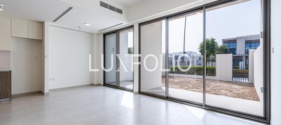 3 bedrooms Townhouse in The Valley, UAE No. 100560 4