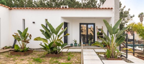 4 Schlafzimmer Villa in Corroios, Portugal, Nr. 116349 13