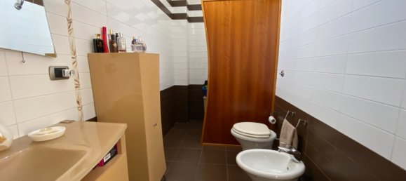 7 rooms House in Grumo Nevano, Italy No. 9287 7