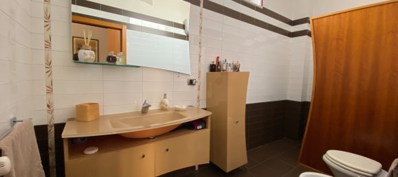 7 rooms House in Grumo Nevano, Italy No. 9287 6