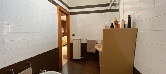 7 rooms House in Grumo Nevano, Italy No. 9287 8