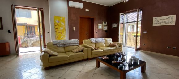 7 rooms House in Grumo Nevano, Italy No. 9287 2