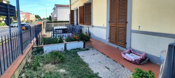 Квартира с 2 комнатами в Прато, Италия № 289105 14