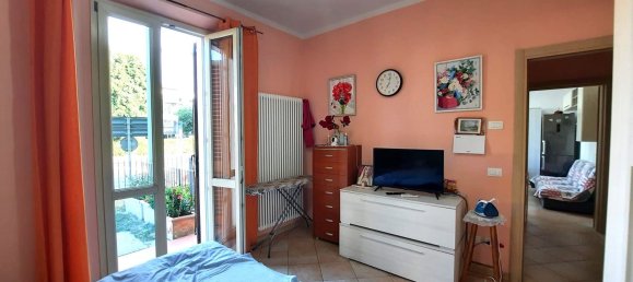 Квартира с 2 комнатами в Прато, Италия № 289105 8