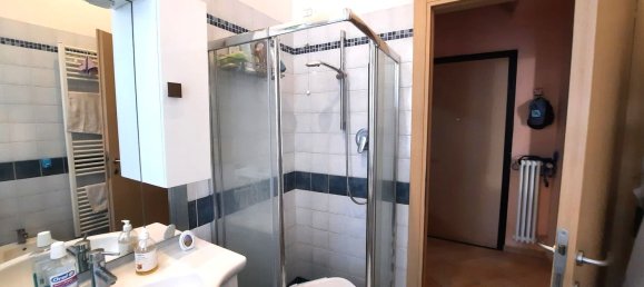 Квартира с 2 комнатами в Прато, Италия № 289105 12