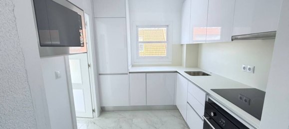 2 bedrooms Apartment in Torrevieja, Spain No. 135187 2