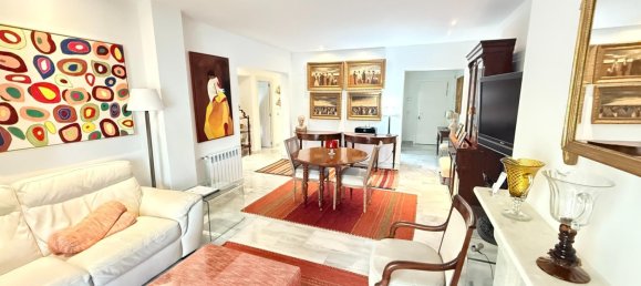 Apartamento de 3 dormitorios en Marbella, Spain No. 166532 20