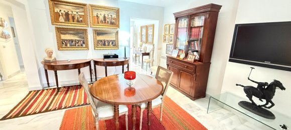 Apartamento de 3 dormitorios en Marbella, Spain No. 166532 13