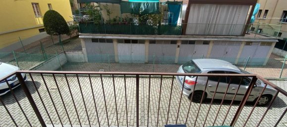 2-salle Appartement à Casalecchio di Reno, Italy No. 176875 7