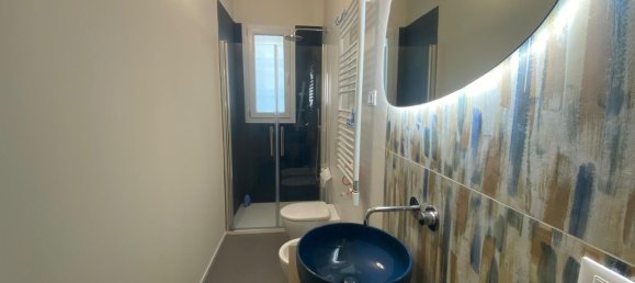 2-salle Appartement à Casalecchio di Reno, Italy No. 176875 17