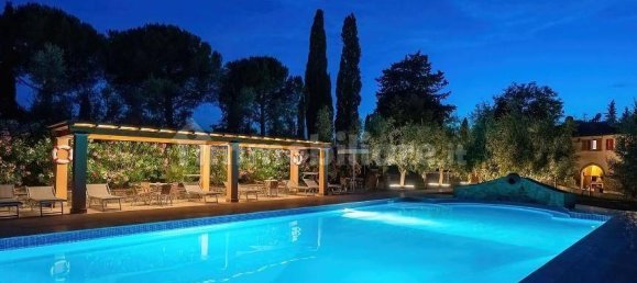 5 rooms Villa in Peccioli, Italy No. 164005 3