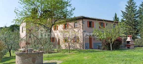 5 rooms Villa in Peccioli, Italy No. 164005 2