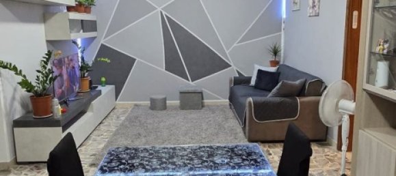 Apartamento de 4 dormitorios en Soliera, Italy No. 372267 4