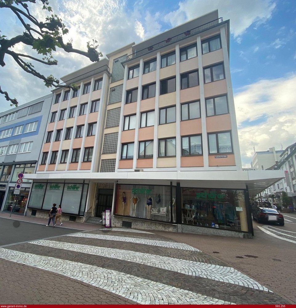 Edificio de 43 habitaciónes en Pirmasens, Germany No. 1728