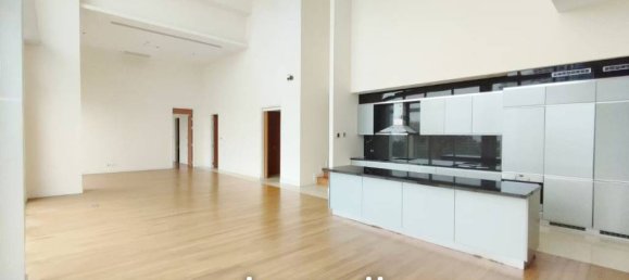 4 bedrooms Condo in Pattaya, Thailand No. 17261 3