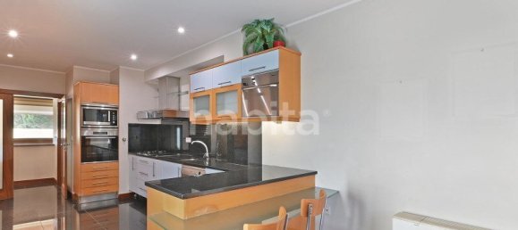 4 bedrooms Villa in Matosinhos, Portugal No. 105894 8