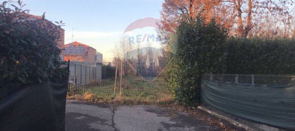 قطعة أرض في Marnate, Italy 1950متر مربع رقم 58241 16