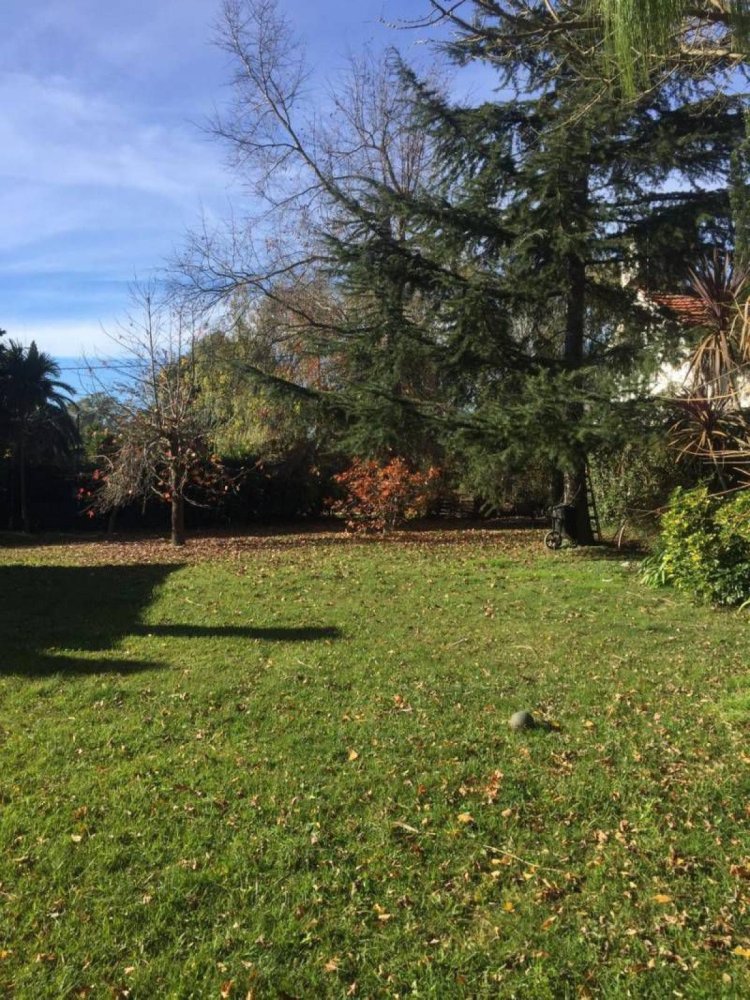  Land in Berazategui, Argentina No. 48989