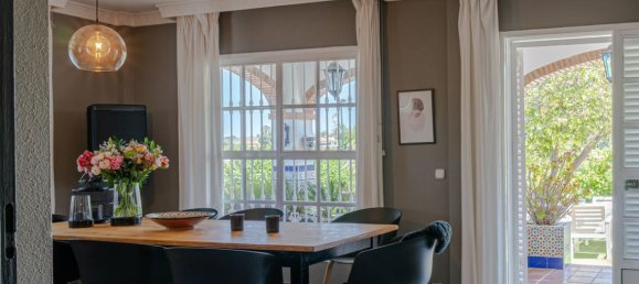 6 bedrooms House in Alhaurin de la Torre, Spain No. 64640 5